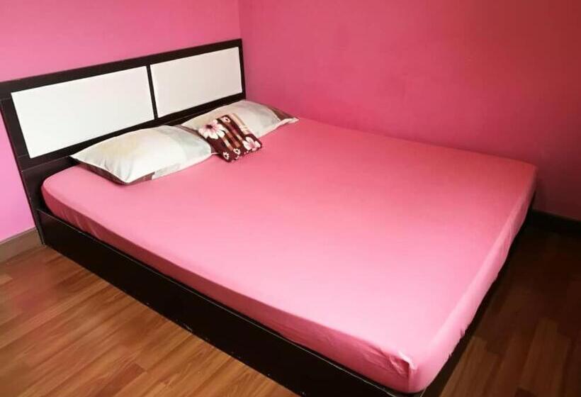 פנסיון Az Zahra Homestay Klia Sepang