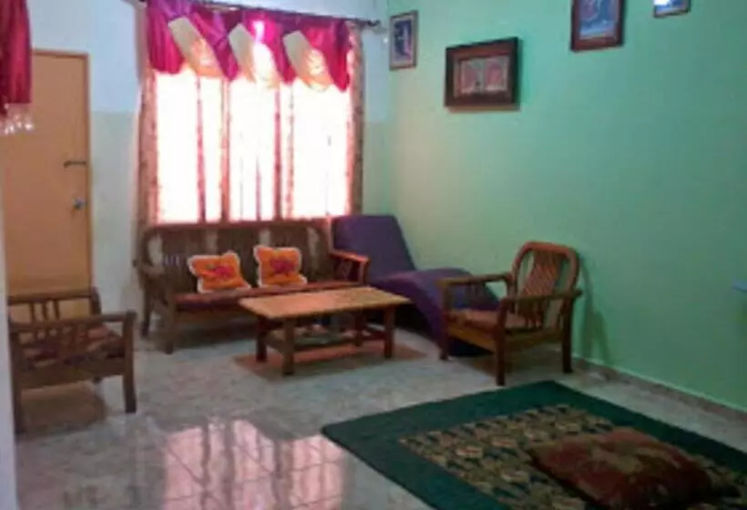 پانسیون Deegee Homestay