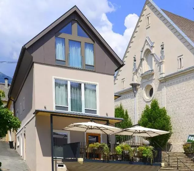 Majatalo Der Kleine Bär