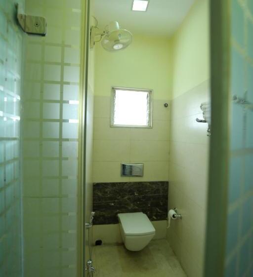 ペンション Golden Orchid   Kolkata