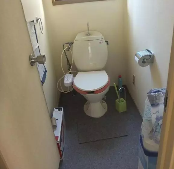 Majatalo Hirakata Park Guesthouse