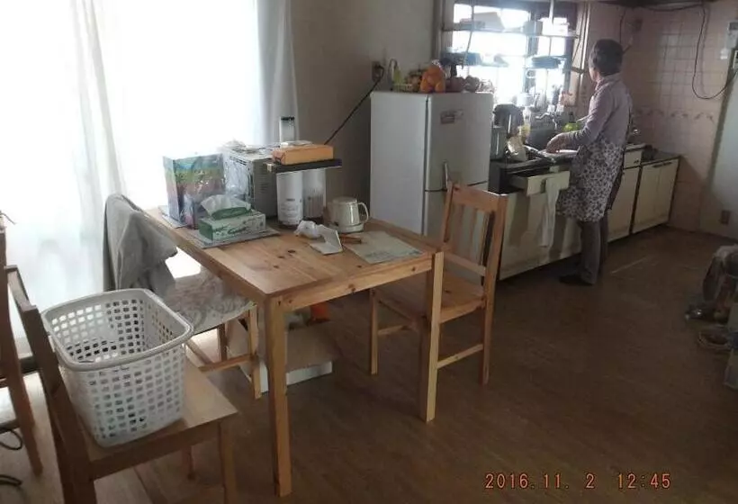 Majatalo Hirakata Park Guesthouse