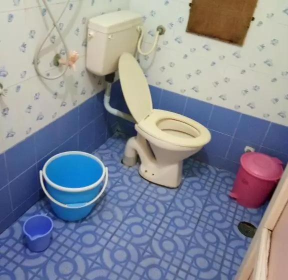 ペンション Kalyan Guesthouse