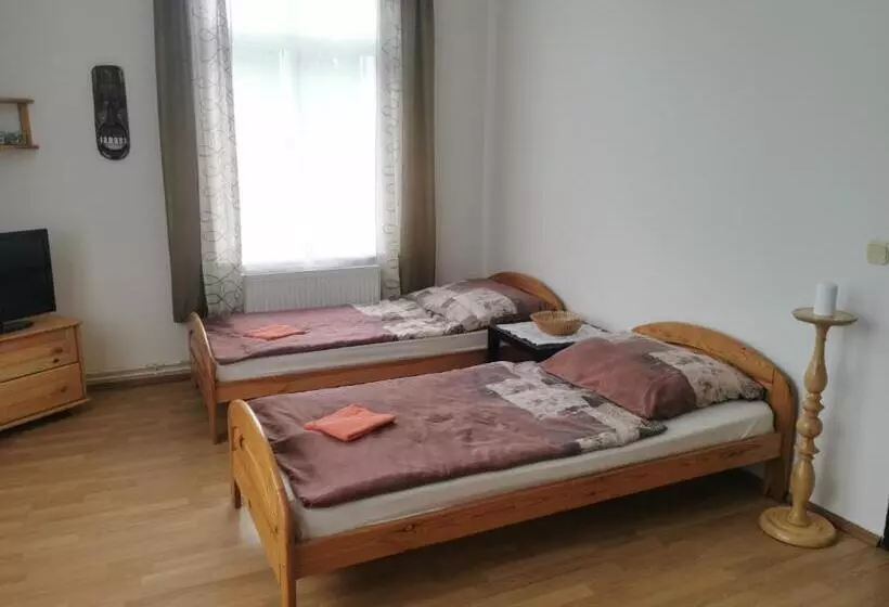 Majatalo Penzion Dalibor