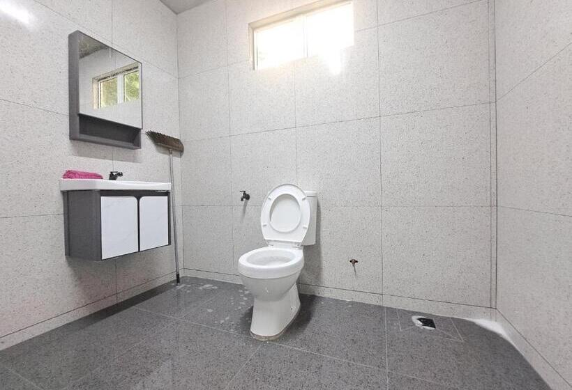 Pensão Rayyan Ashraf Homestay