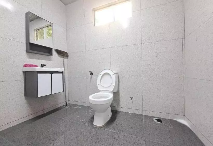 پانسیون Rayyan Ashraf Homestay