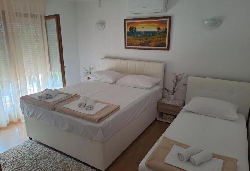 پانسیون Villa Panorama