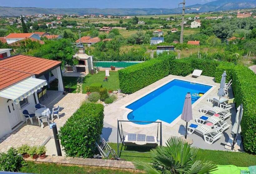 پانسیون Villa Panorama