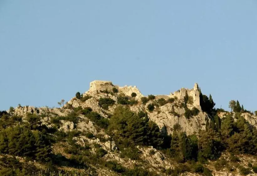 هاستل Villa San