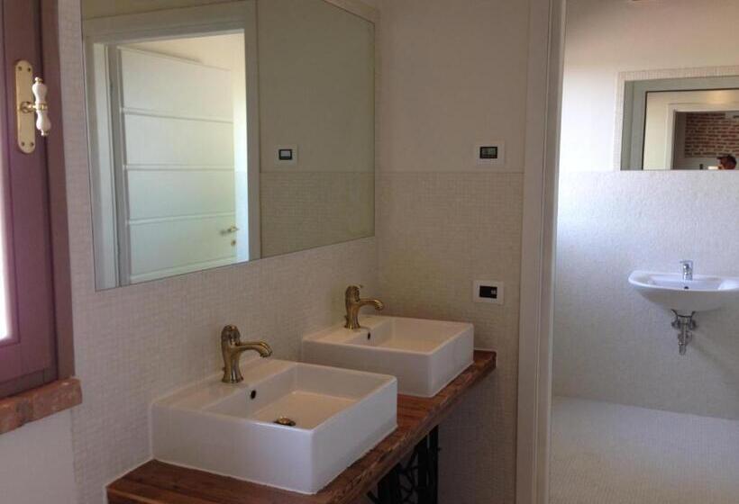 בית מלון כפרי Agriturismo Ferrara Chalet