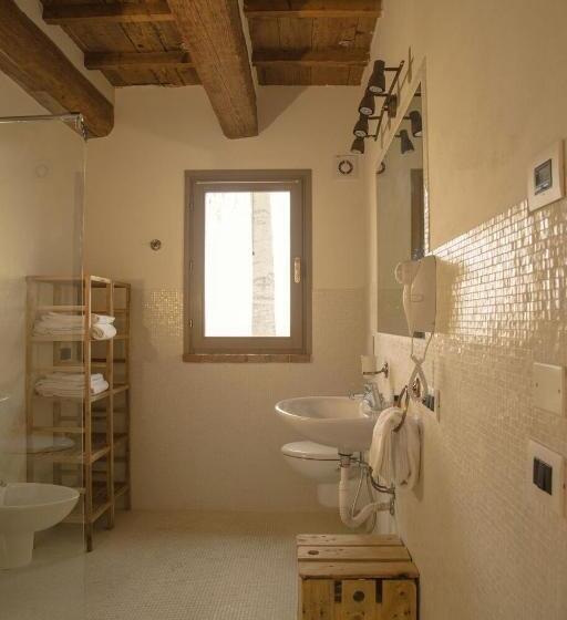 בית מלון כפרי Agriturismo Ferrara Chalet