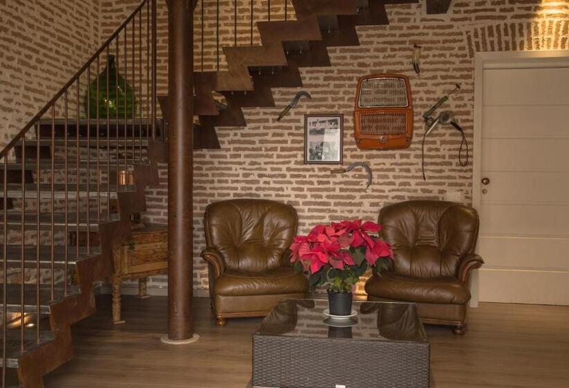 בית מלון כפרי Agriturismo Ferrara Chalet