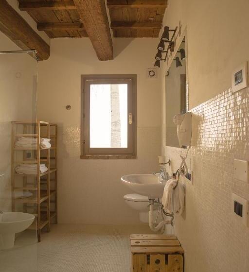 בית מלון כפרי Agriturismo Ferrara Chalet