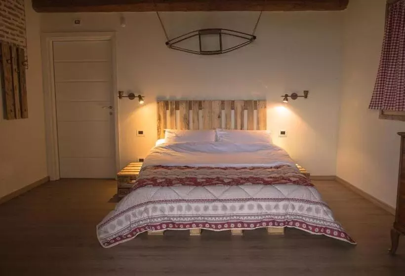 ホテル Agriturismo Ferrara Chalet