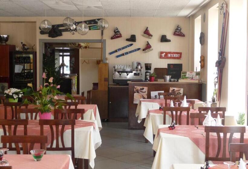 هتل Alain Et Martine