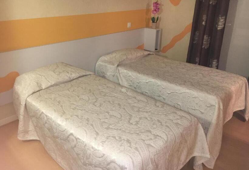 هتل Alain Et Martine