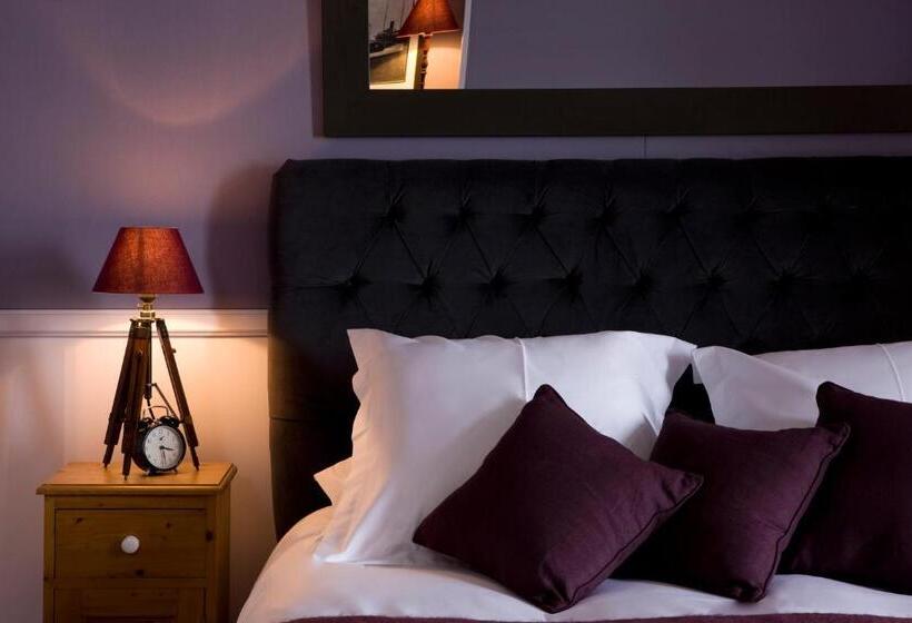 Отель Le Petit Hôtel Des Hortensias