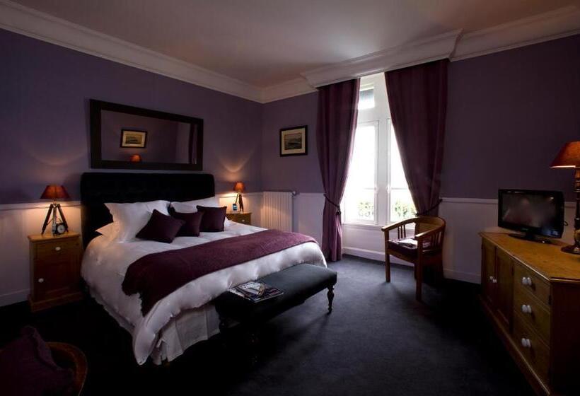 Отель Le Petit Hôtel Des Hortensias