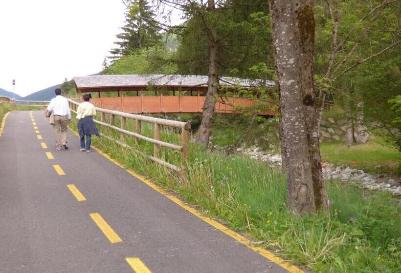 ペンション Due Parchi B&b