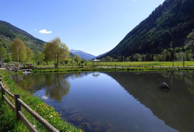 بنسيون Due Parchi B&b