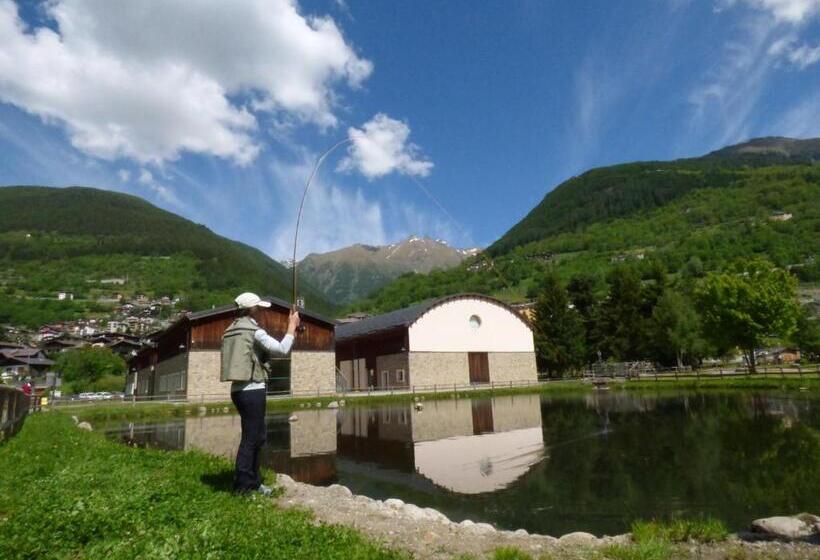 بنسيون Due Parchi B&b