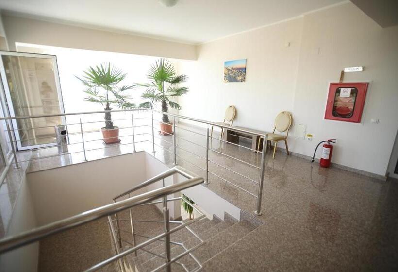 Majatalo Santorini Camere De Inchiriat Mamaia Nord