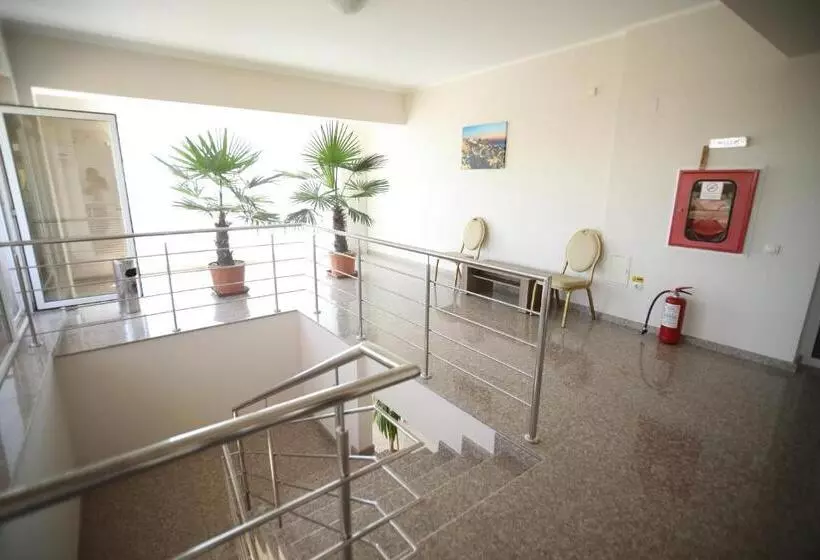 Majatalo Santorini Camere De Inchiriat Mamaia Nord