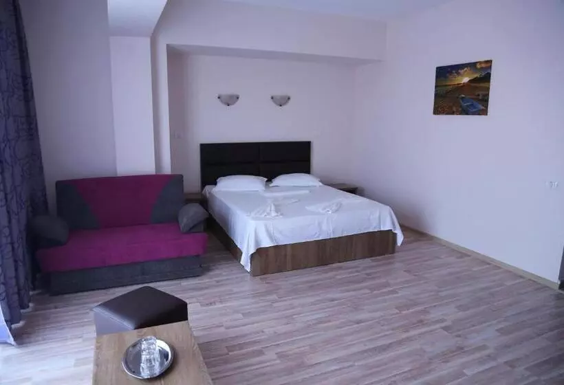 Majatalo Santorini Camere De Inchiriat Mamaia Nord