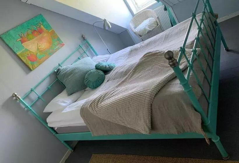 Strandbadsgården B&b