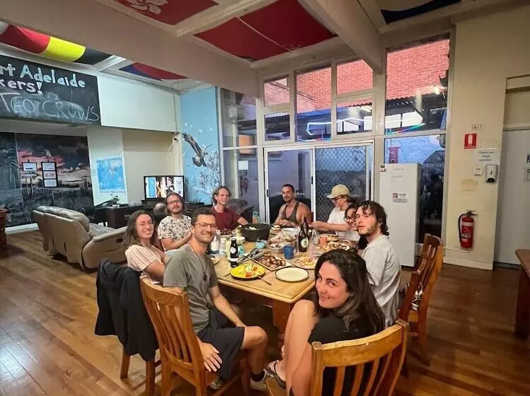 Retkeilymaja Port Adelaide Backpackers
