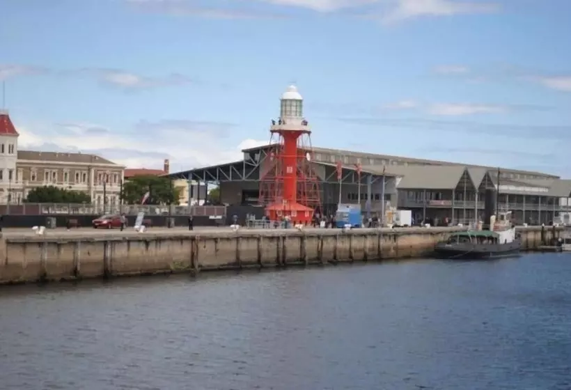 Retkeilymaja Port Adelaide Backpackers