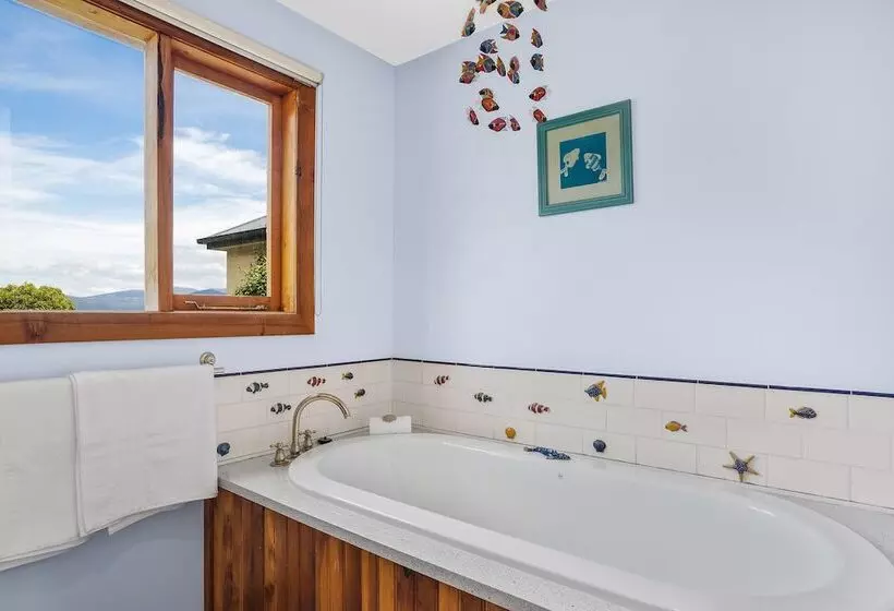 Brightwater Bed And Breakfast
