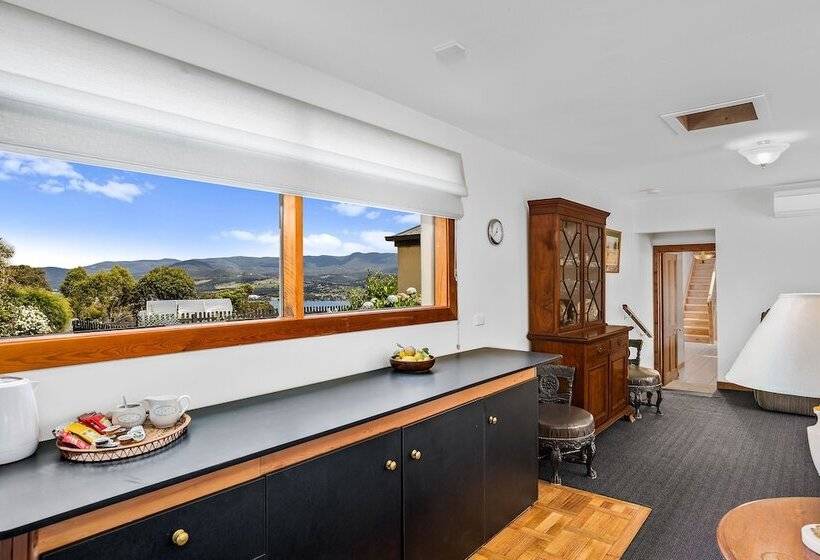 Brightwater Bed And Breakfast