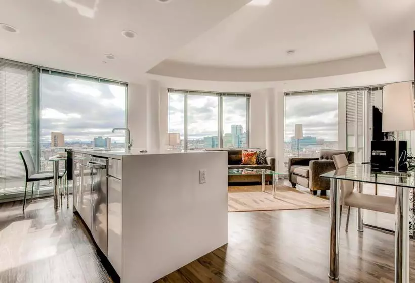 Global Luxury Suites At One Broadway