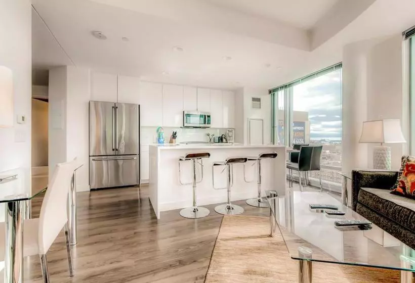 Global Luxury Suites At One Broadway