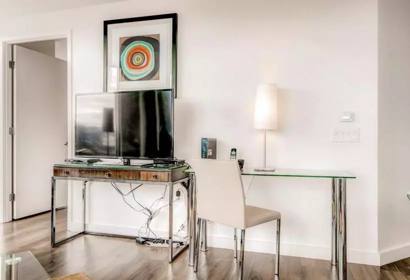 Global Luxury Suites At One Broadway
