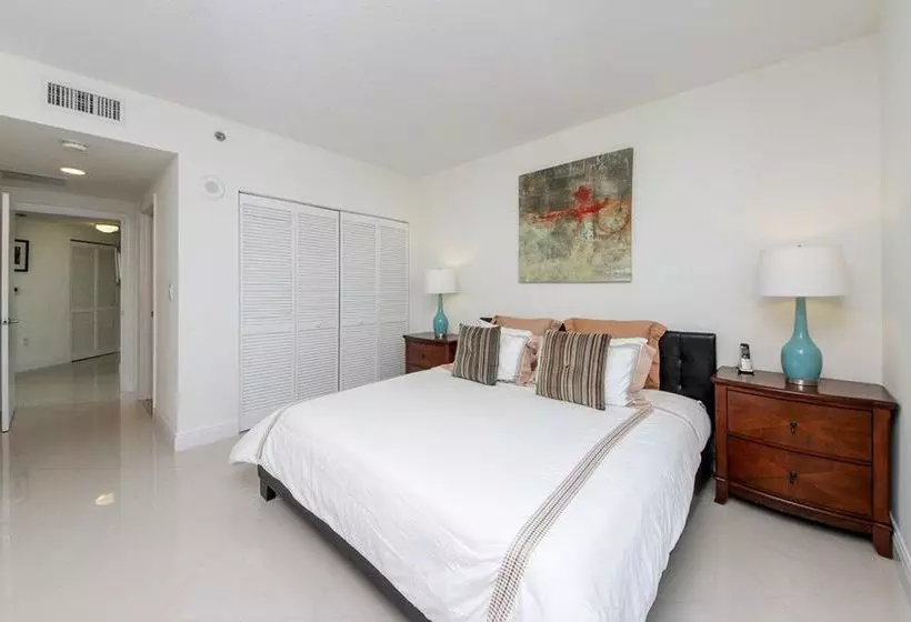 Global Luxury Suites At One Broadway