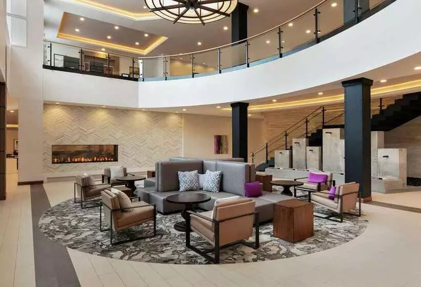 ホテル Embassy Suites By Hilton Berkeley Heights