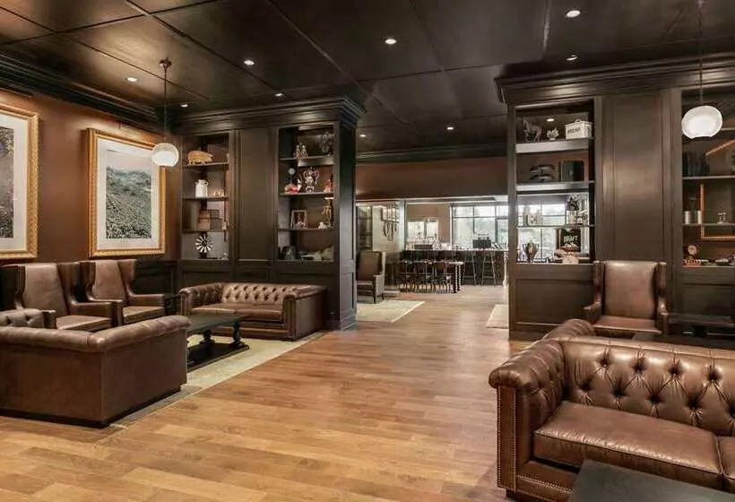 ホテル Embassy Suites By Hilton Berkeley Heights
