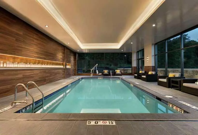 ホテル Embassy Suites By Hilton Berkeley Heights
