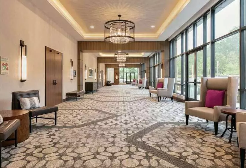 ホテル Embassy Suites By Hilton Berkeley Heights