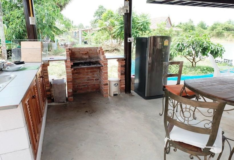 Отель Freddie's Fishing Park