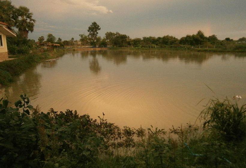 Отель Freddie's Fishing Park