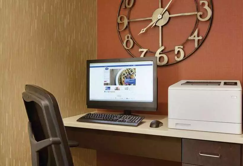 ホテル Hampton Inn St Albans
