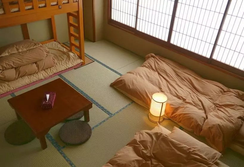 Hotelli Jhoppers Hida Takayama Guesthouse