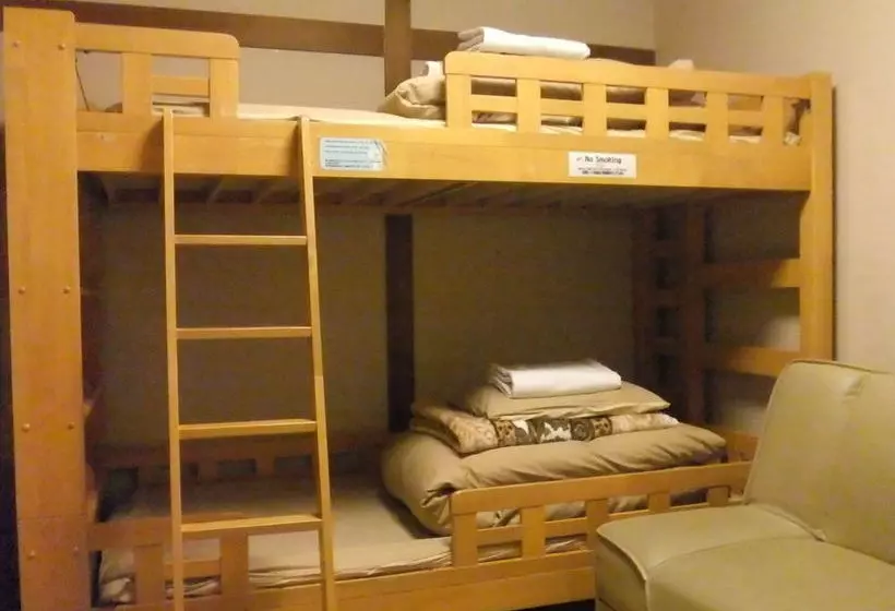 Hotelli Jhoppers Hida Takayama Guesthouse