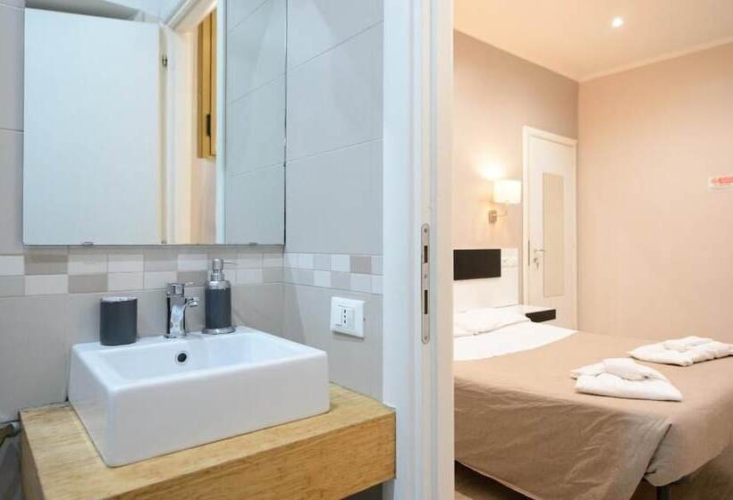 هتل Guesthouse O Affittacamere Casa Barberini