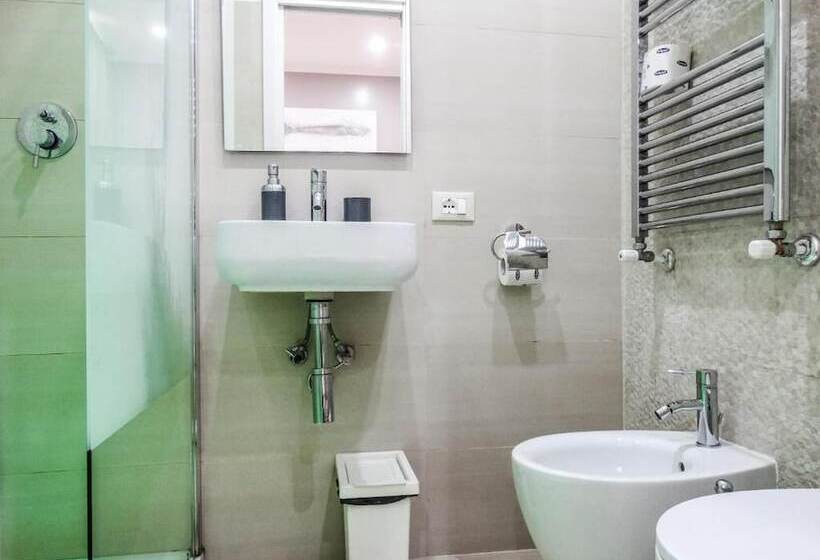 هتل Guesthouse O Affittacamere Casa Barberini