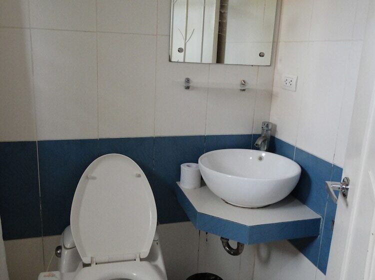 בית מלון כפרי Panda Tea Garden Suites