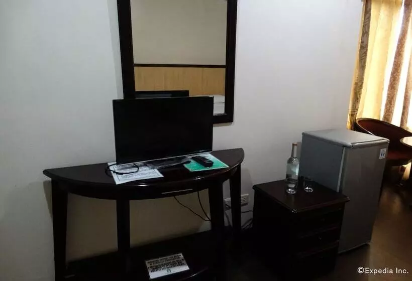 هتل Panda Tea Garden Suites